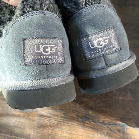 Uggs grey knitted size 7 no box - Picture 7 of 8